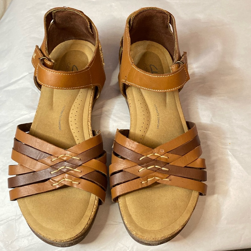 Clarks Collection Roseville Cove Women’s Leather Brown Tan Flat Sandals Size 9